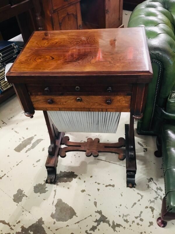 Antiques games table