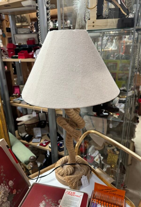 Rope lamp