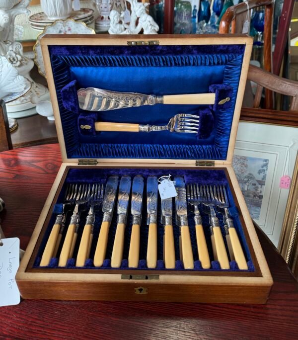 Boxed Edwardian Cutlery Set