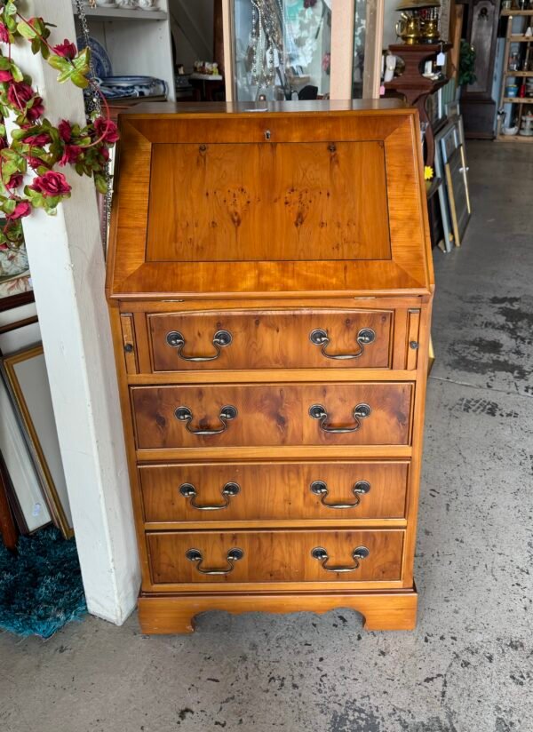 Writing desk