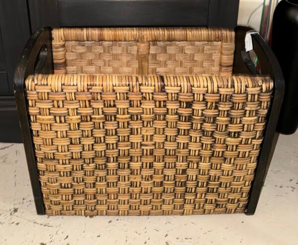 Paper rack
