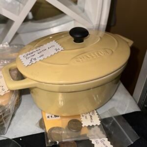 Cream dish with lid