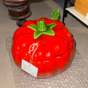 Tomato pot