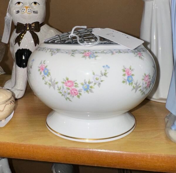 Coalport trews rose rose bowl