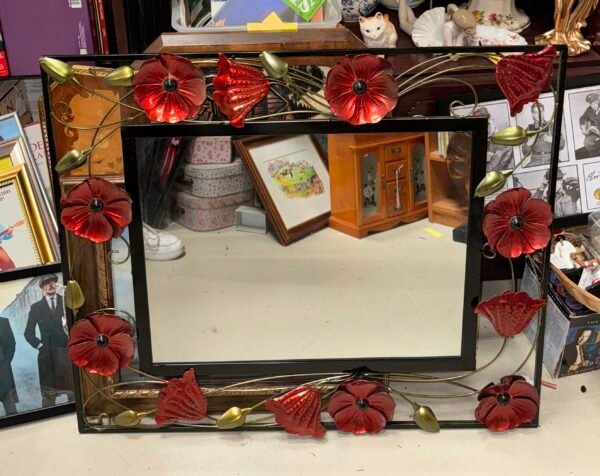 Poppy mirror
