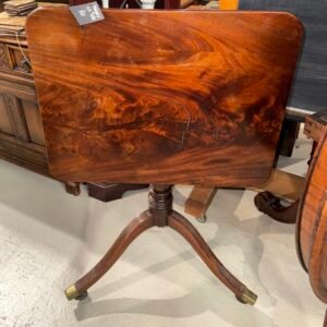 Mahogany tilt table