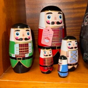 Set of 5 nutcracker Russian dolls