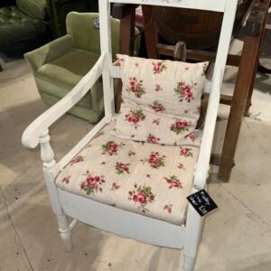 Shabby chic chair
