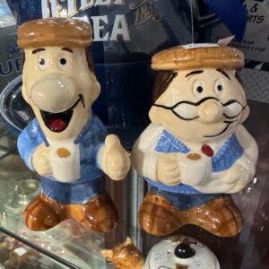 Salt and pepper pots