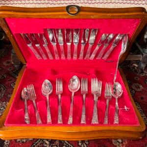 Cutlery in box