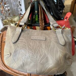 Grey leather ‘Radley’