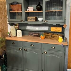 3 door Welsh dresser