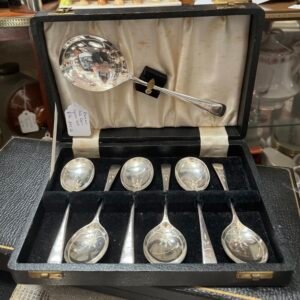 Boxed art deco spoon set