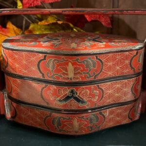 Vintage oriental jewellery box