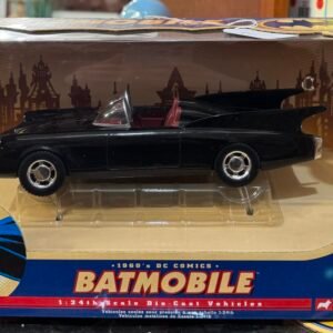 Corgi Batmobile (1:24)