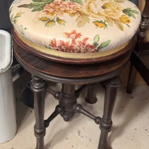 Piano stool