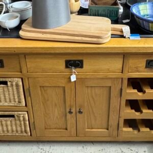 Free standing kitchen island